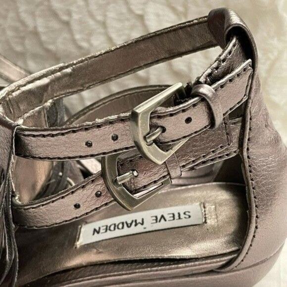 Steve Madden fringe sandals Size 7 - Picture 5 of 8